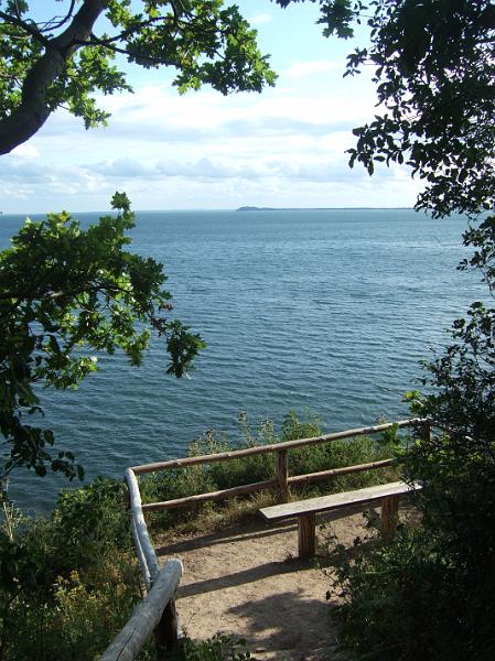 2009-08- (511).JPG - Blick auf Thiessow - einer der vielen Arme vonl Rügen